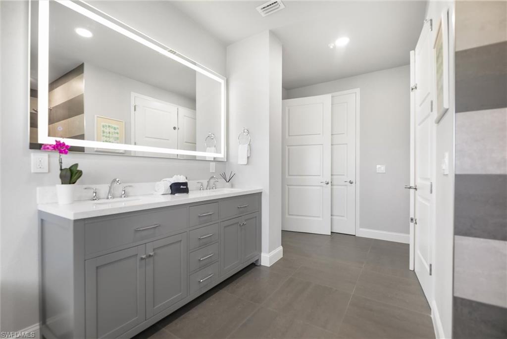 SOUTH SEAS PLANTATION RESORT - Residential