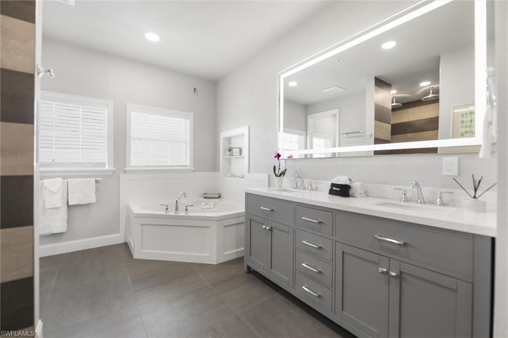 SOUTH SEAS PLANTATION RESORT - Residential