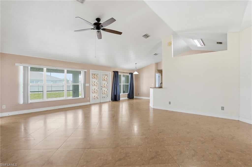 CAPE CORAL - Residential