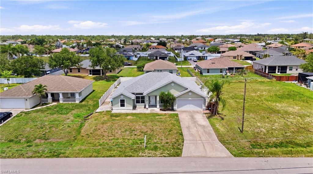 CAPE CORAL - Residential