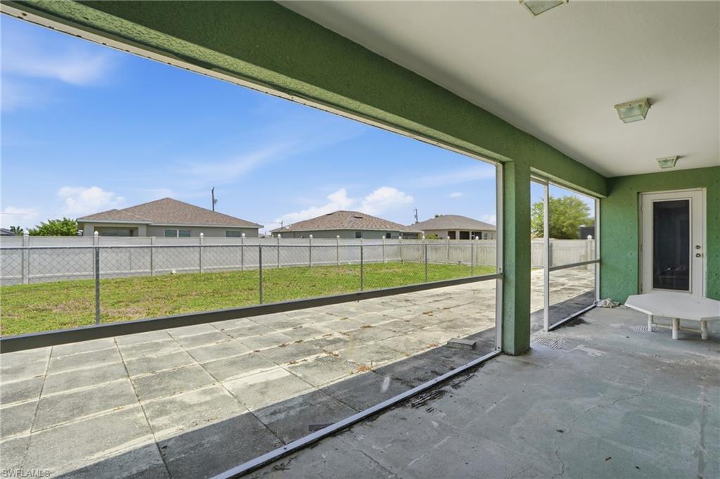CAPE CORAL - Residential
