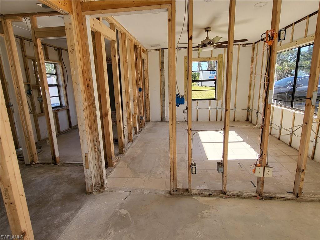 NORTH FORT MYERS - Residential