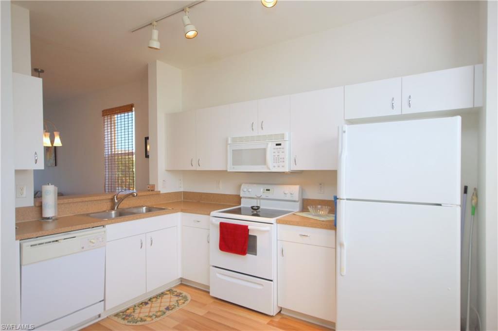 FOREST LAKE TOWNHOMES - Residential