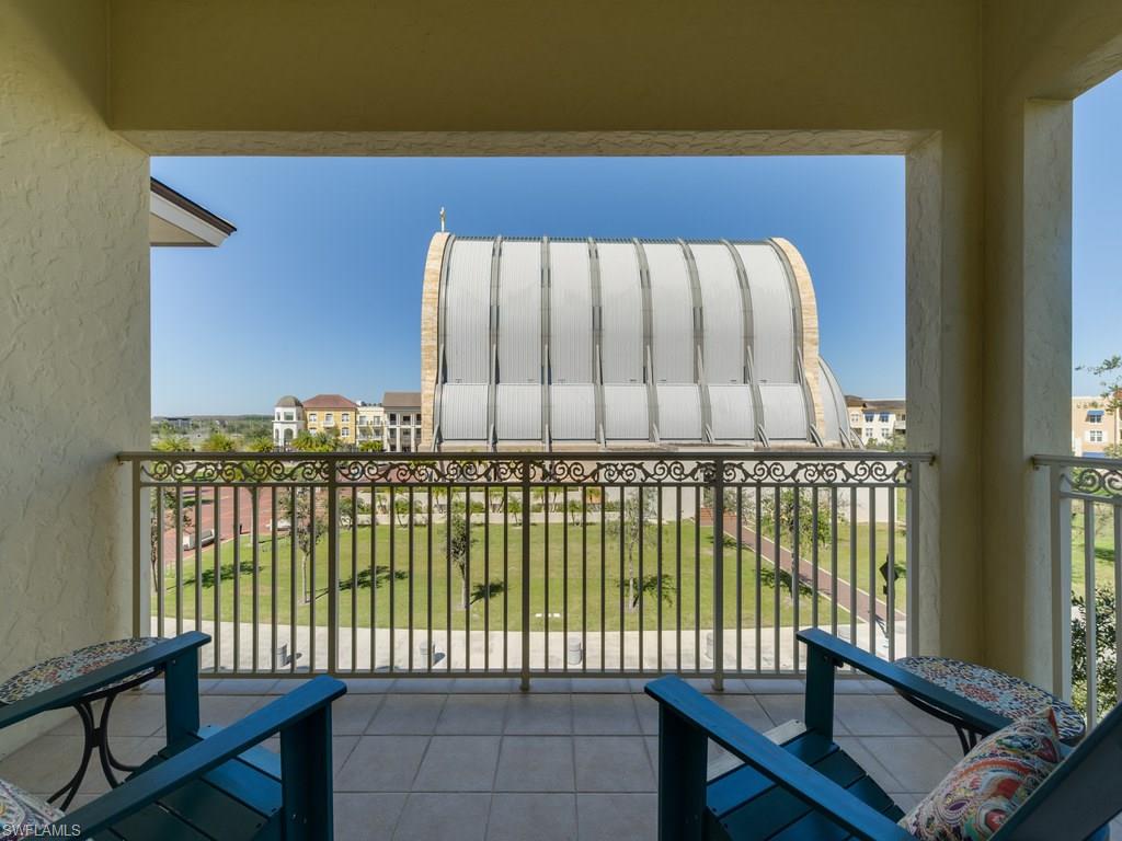 THE RESIDENCES AT LA PIAZZA - Residential