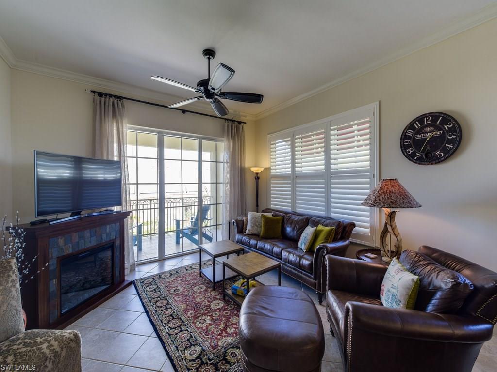 THE RESIDENCES AT LA PIAZZA - Residential