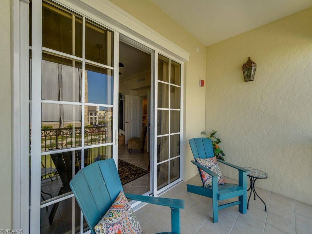 THE RESIDENCES AT LA PIAZZA - Residential