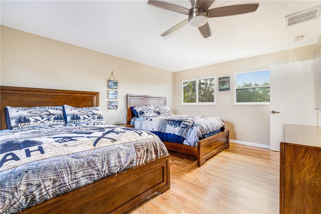 LEDFORD SHORES - Residential