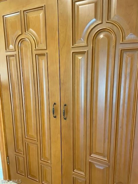 MARCO BEACH - Residential