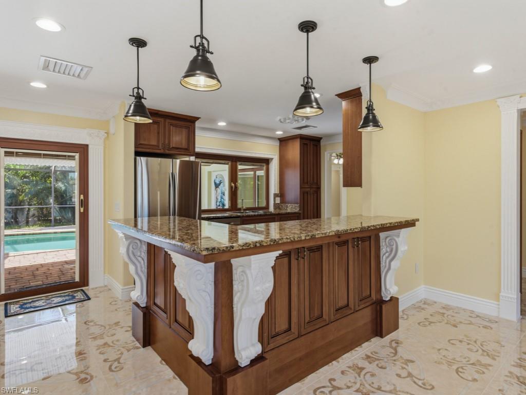 MARCO ISLAND - Residential