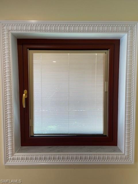 MARCO BEACH - Residential