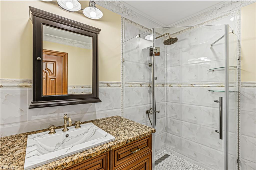 MARCO BEACH - Residential