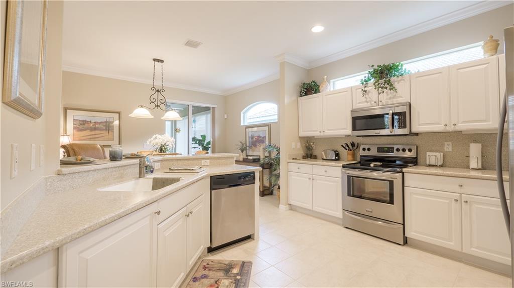 LANGSHIRE - Residential