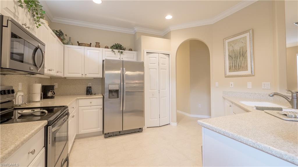 LANGSHIRE - Residential