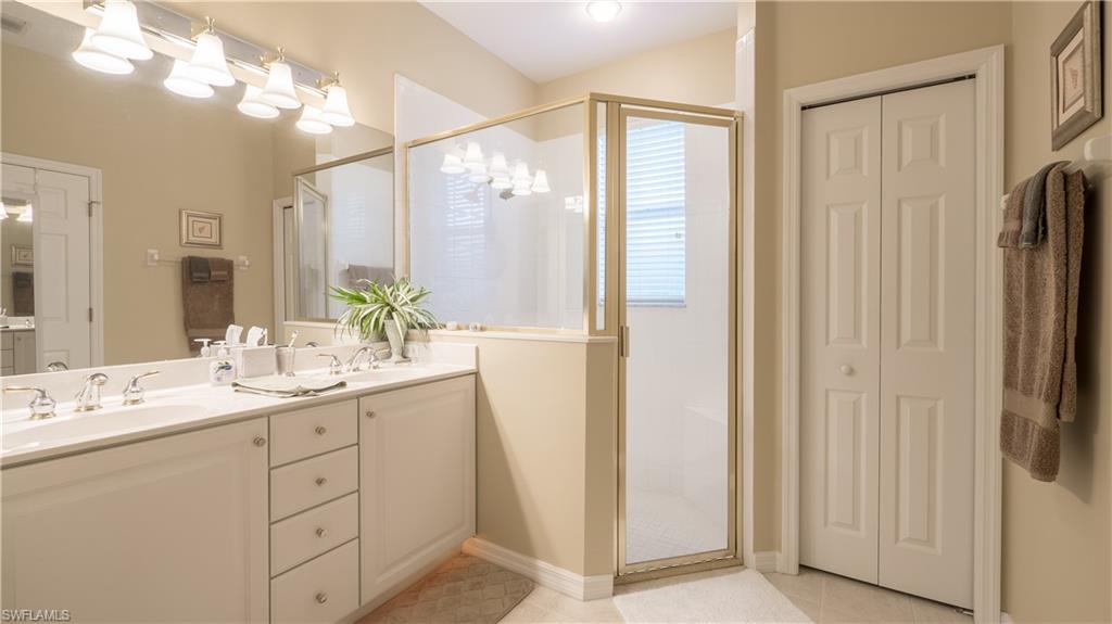 LANGSHIRE - Residential