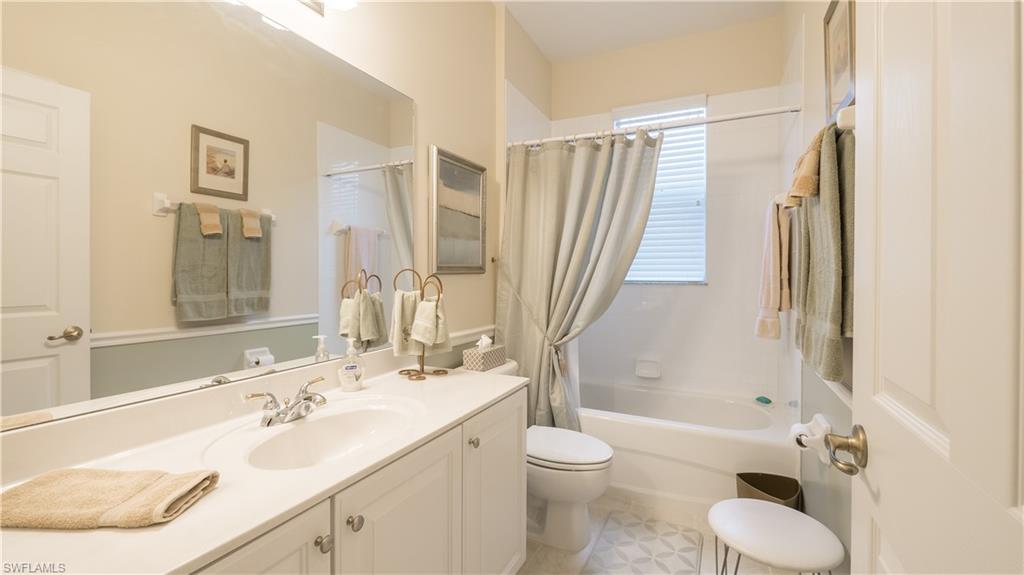 LANGSHIRE - Residential