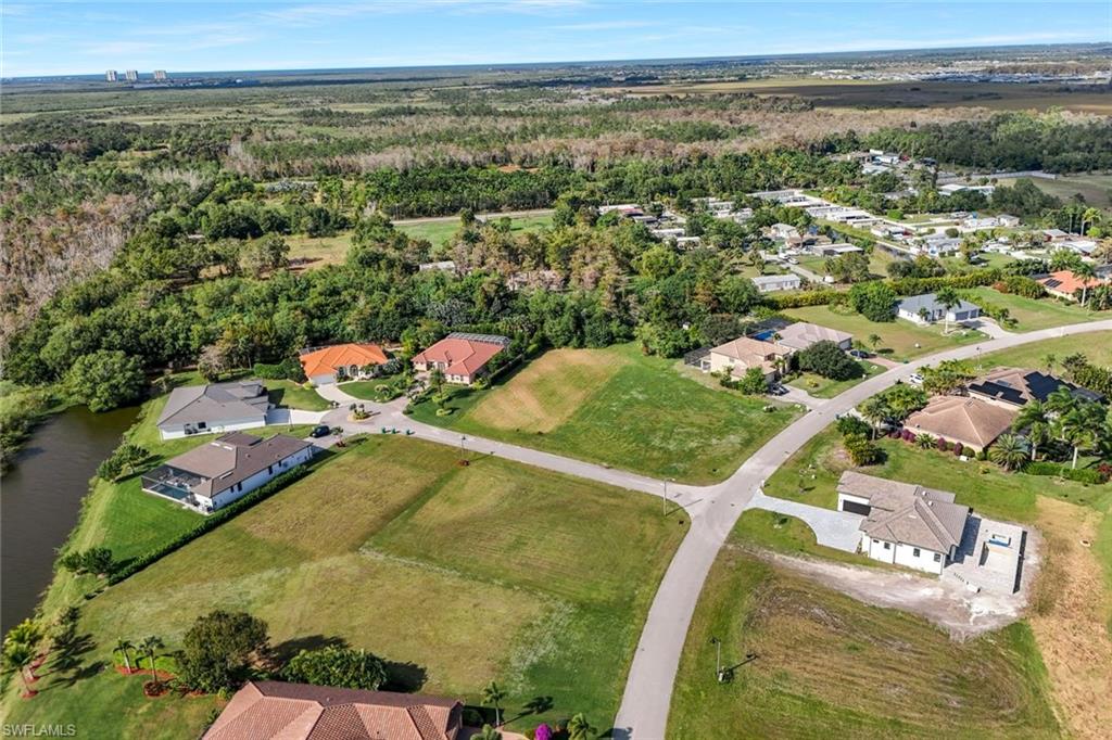 ROYAL PALM GOLF ESTATES - Land