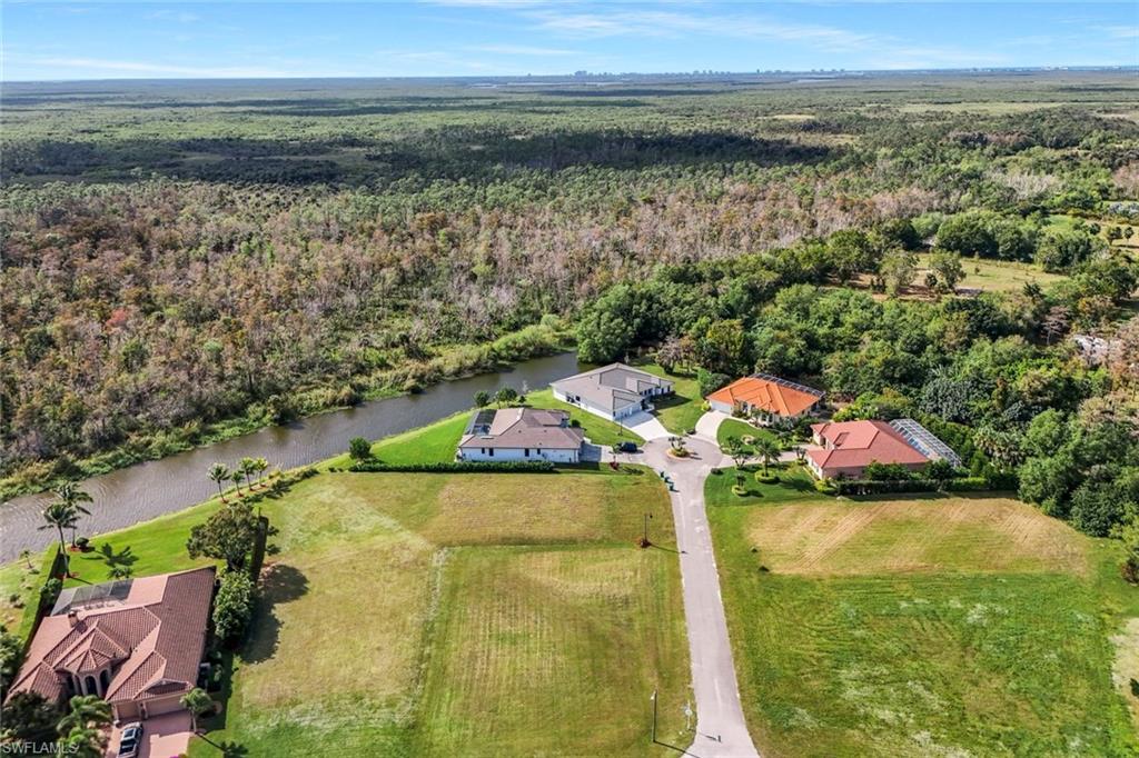 ROYAL PALM GOLF ESTATES - Land