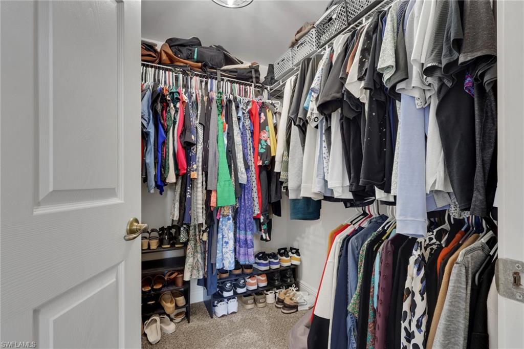 ISLES OF PORTO VISTA - Residential