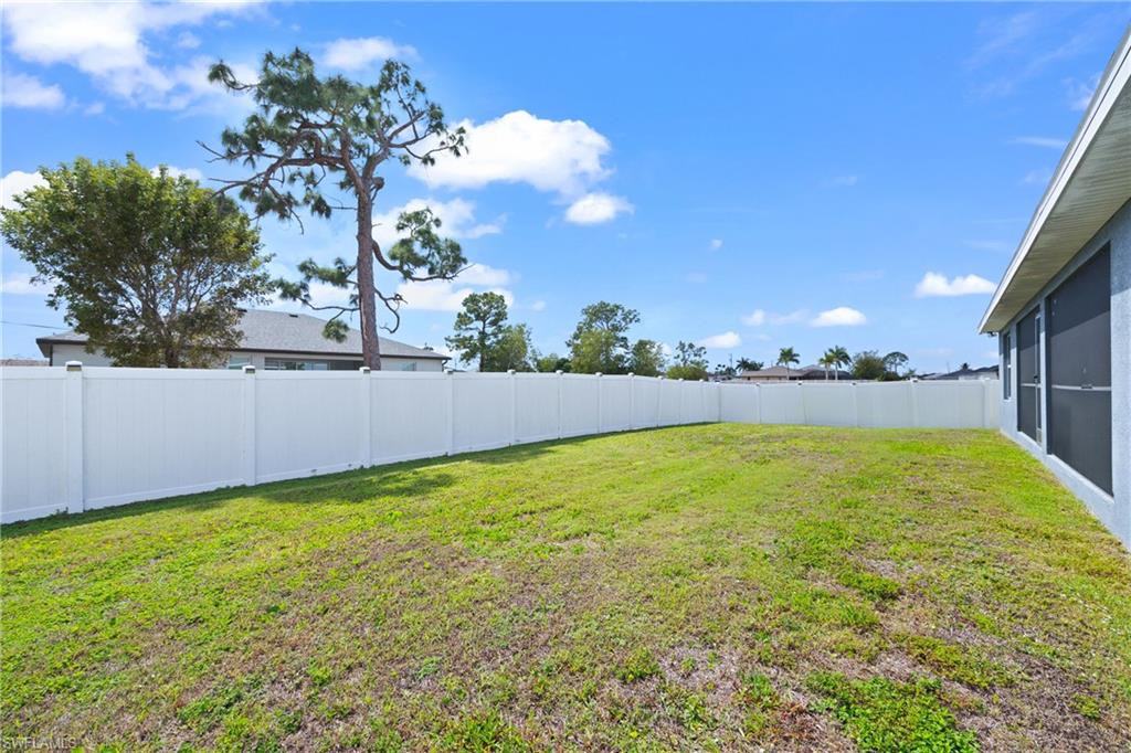 CAPE CORAL - Residential