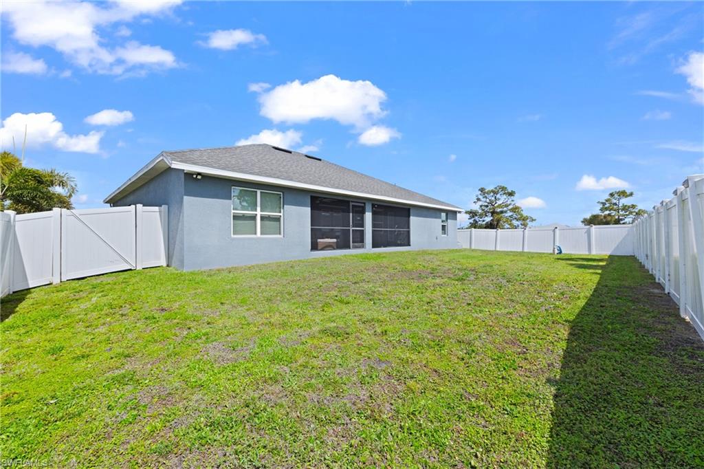 CAPE CORAL - Residential