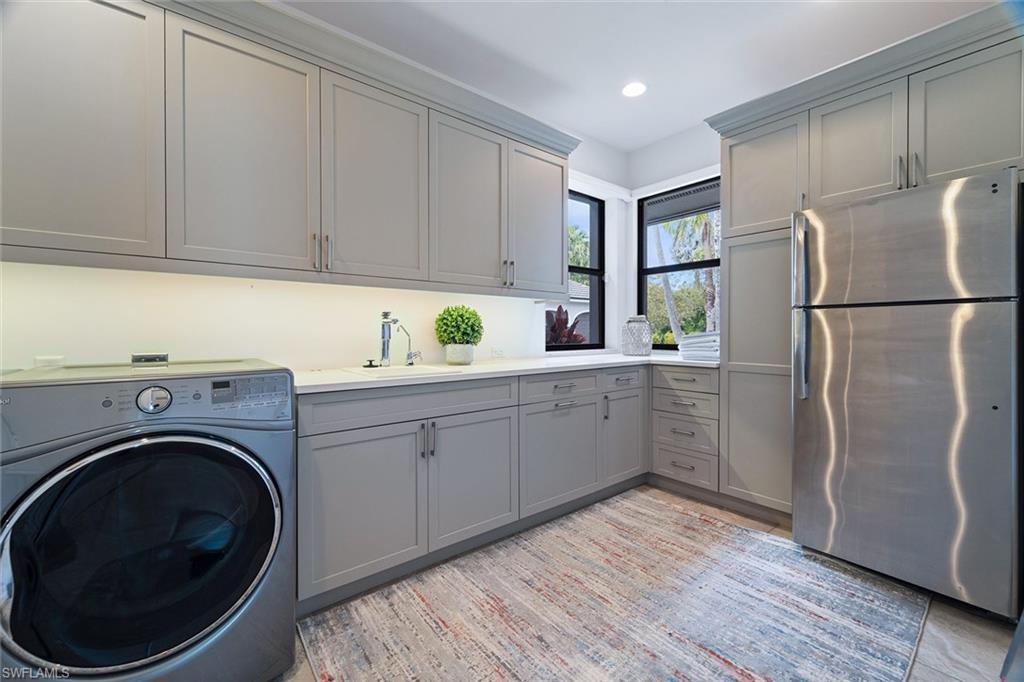 PINE RIDGE ESTATES - Residential