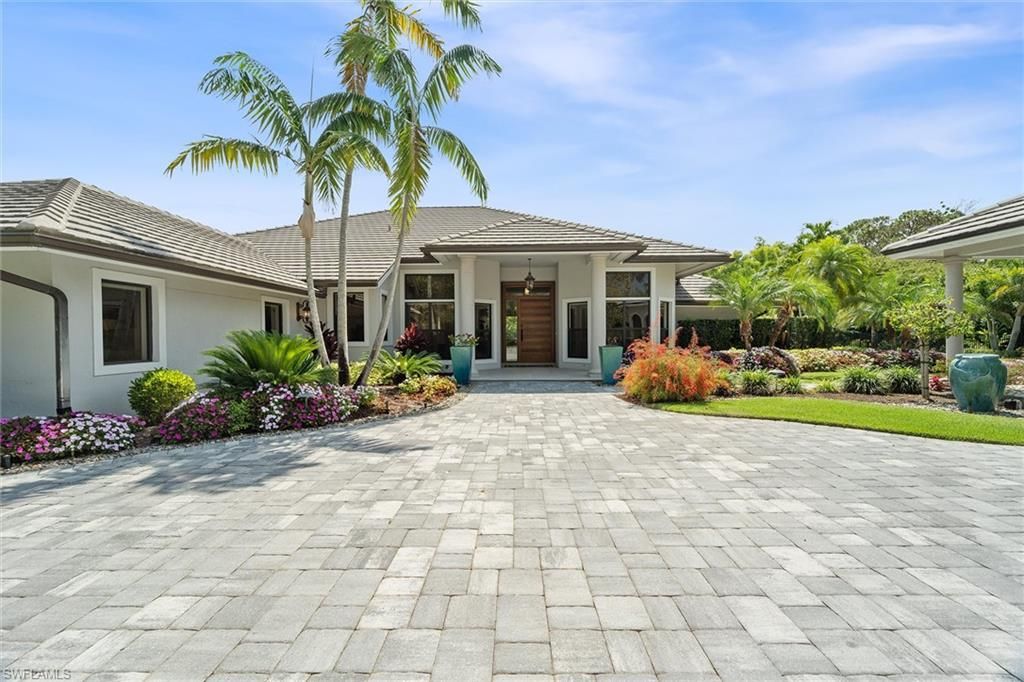 Photo of 6582 Trail BLVD, NAPLES, FL 34108 (MLS # 225081535)