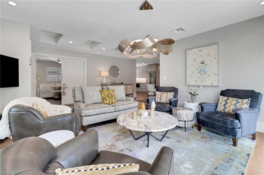 SEAGATE VILLAS - Residential