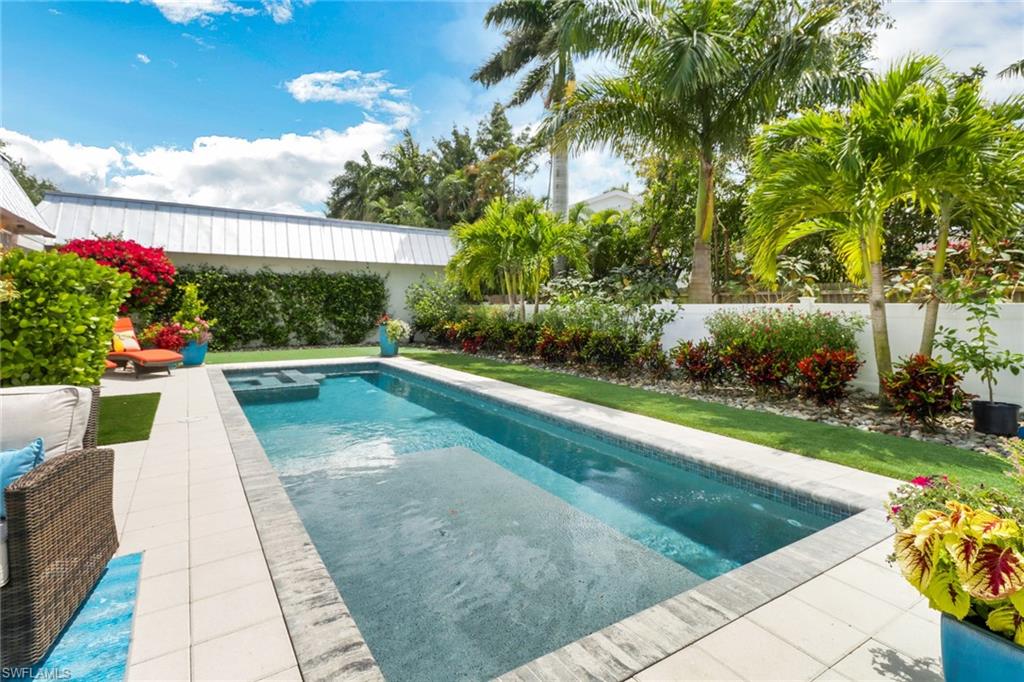 SEAGATE VILLAS - Residential