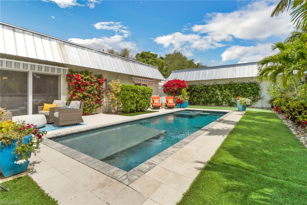 SEAGATE VILLAS - Residential