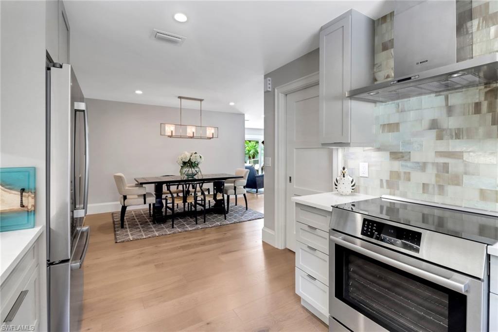 SEAGATE VILLAS - Residential