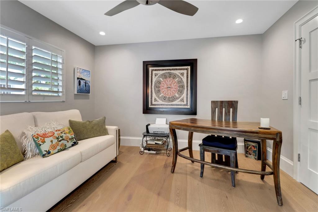 SEAGATE VILLAS - Residential