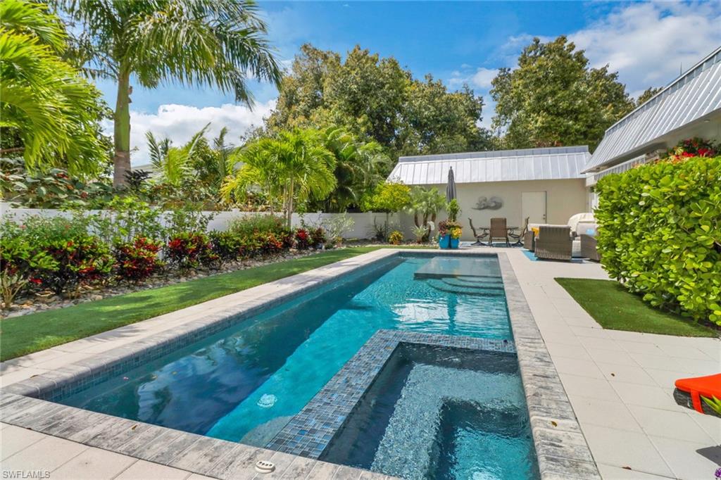 SEAGATE VILLAS - Residential