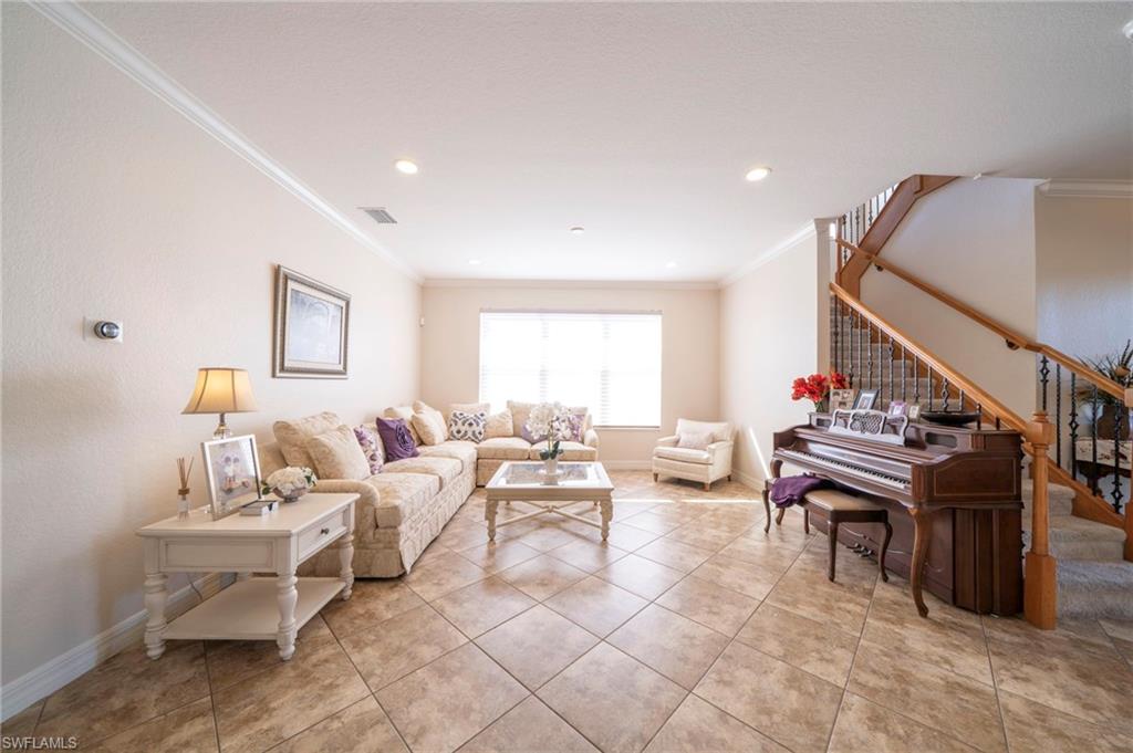 BOTANICA LAKES - Residential