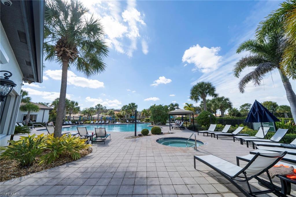 BOTANICA LAKES - Residential