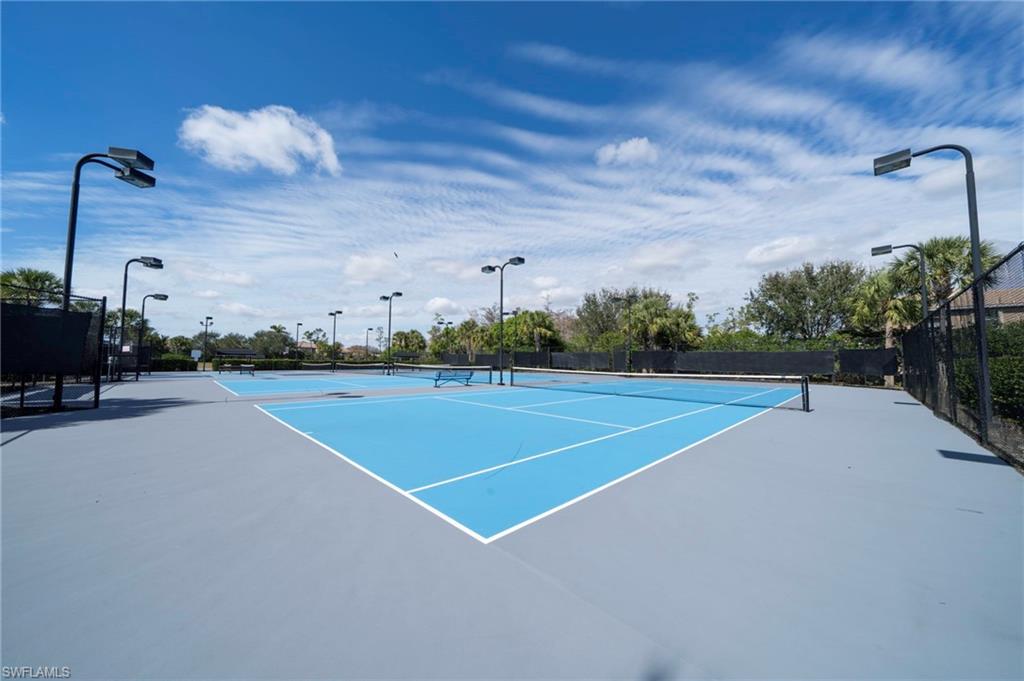 BOTANICA LAKES - Residential