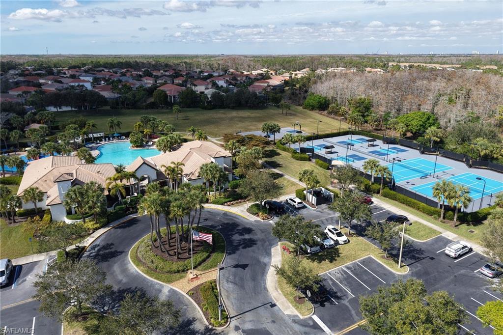 BOTANICA LAKES - Residential