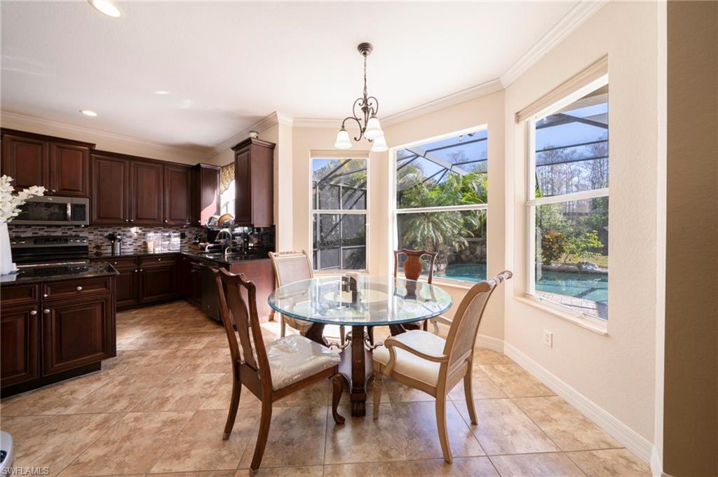 BOTANICA LAKES - Residential