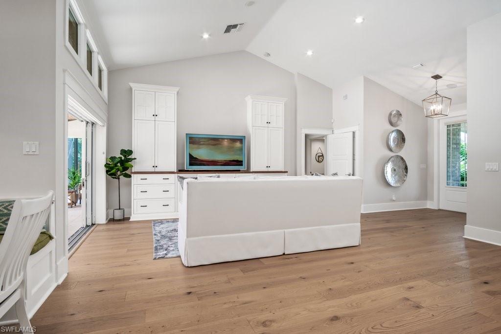 MONTEREY - Residential