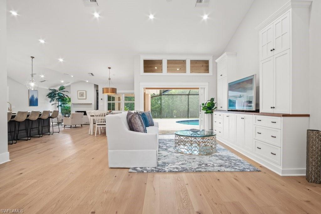 MONTEREY - Residential