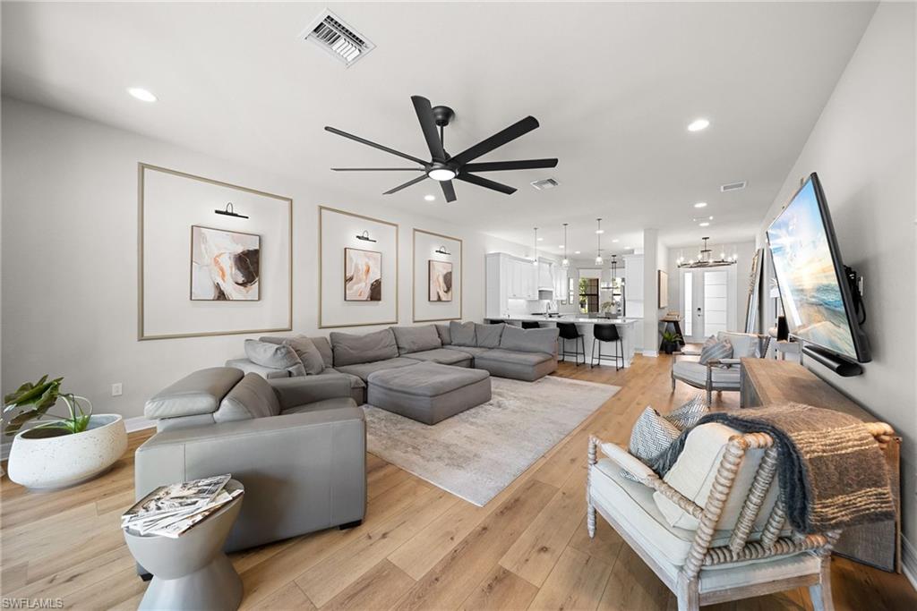 STONECREEK - Residential