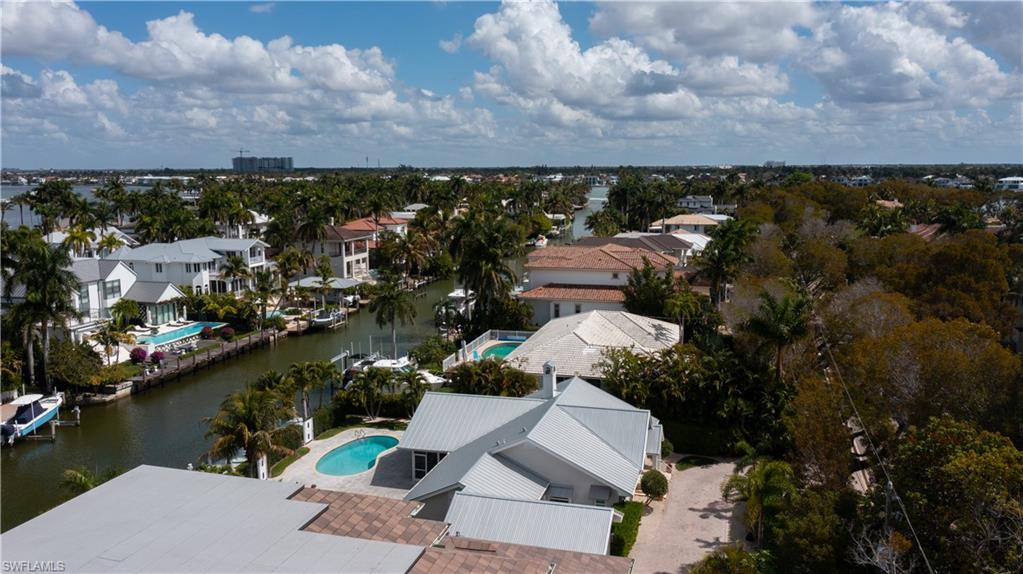 AQUALANE SHORES - Residential