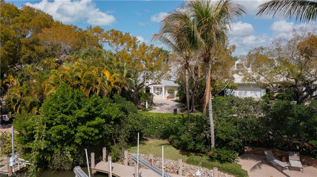 AQUALANE SHORES - Residential