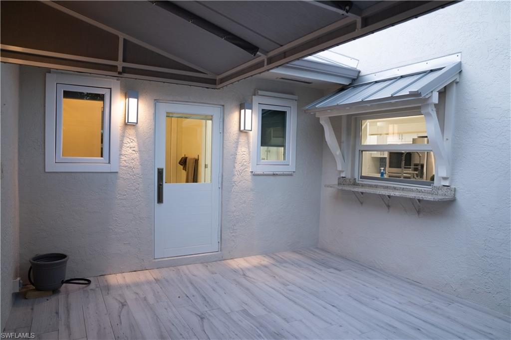 AQUALANE SHORES - Residential