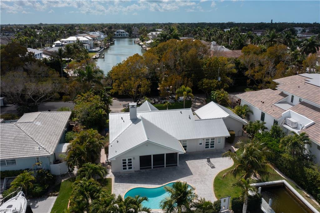 AQUALANE SHORES - Residential