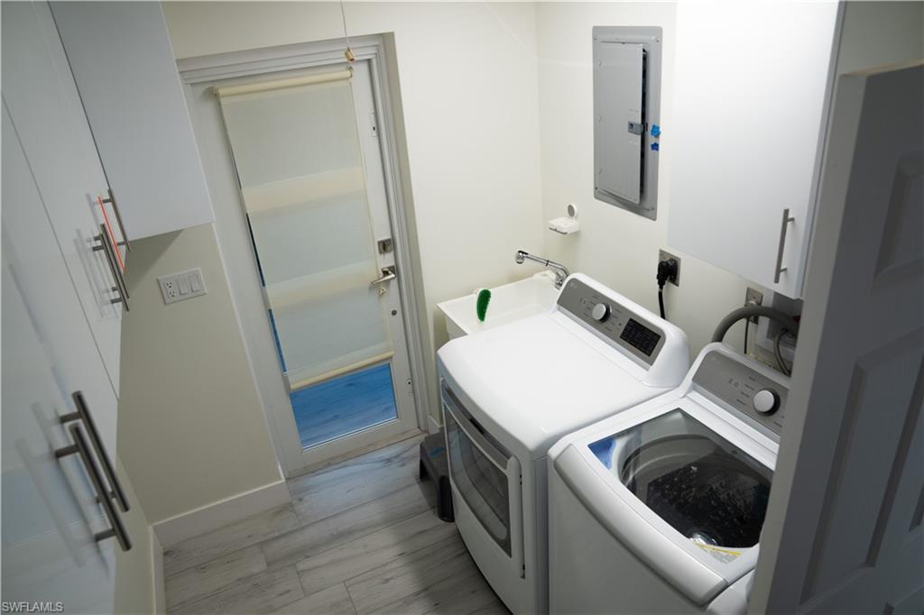 AQUALANE SHORES - Residential