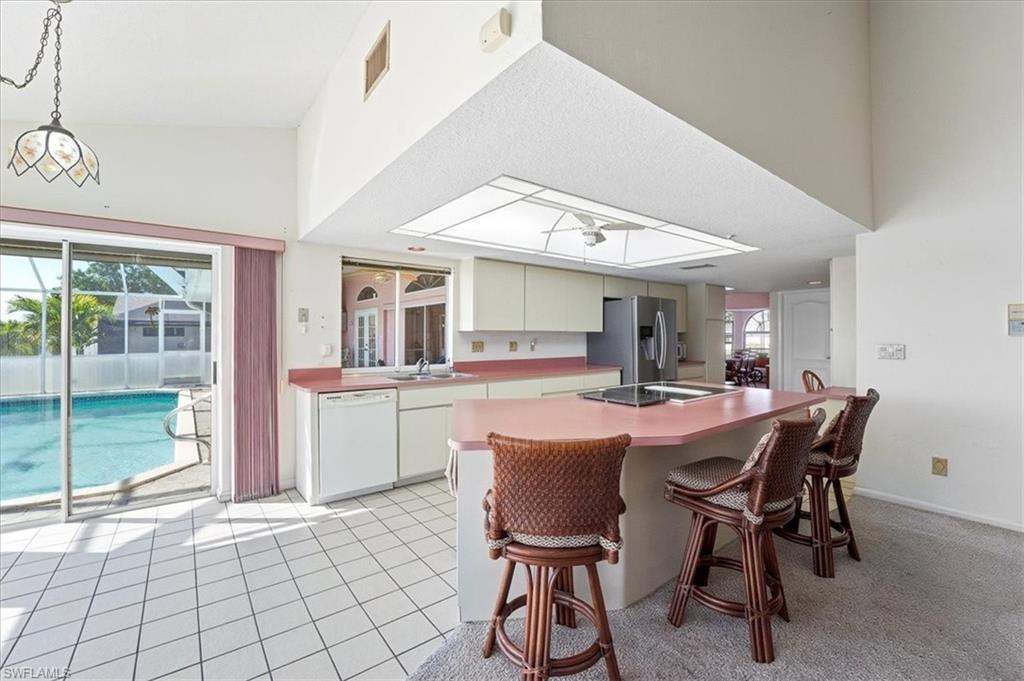 SHAMROCK LAKES - Residential