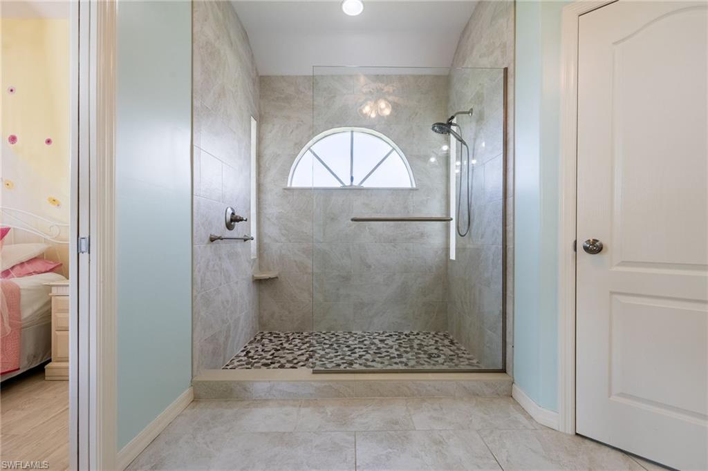 DEEP CREEK - Residential