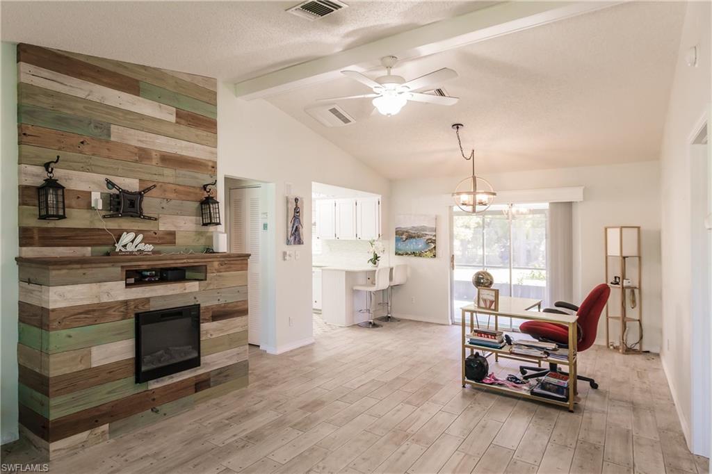 FORT MYERS SHORES - Residential