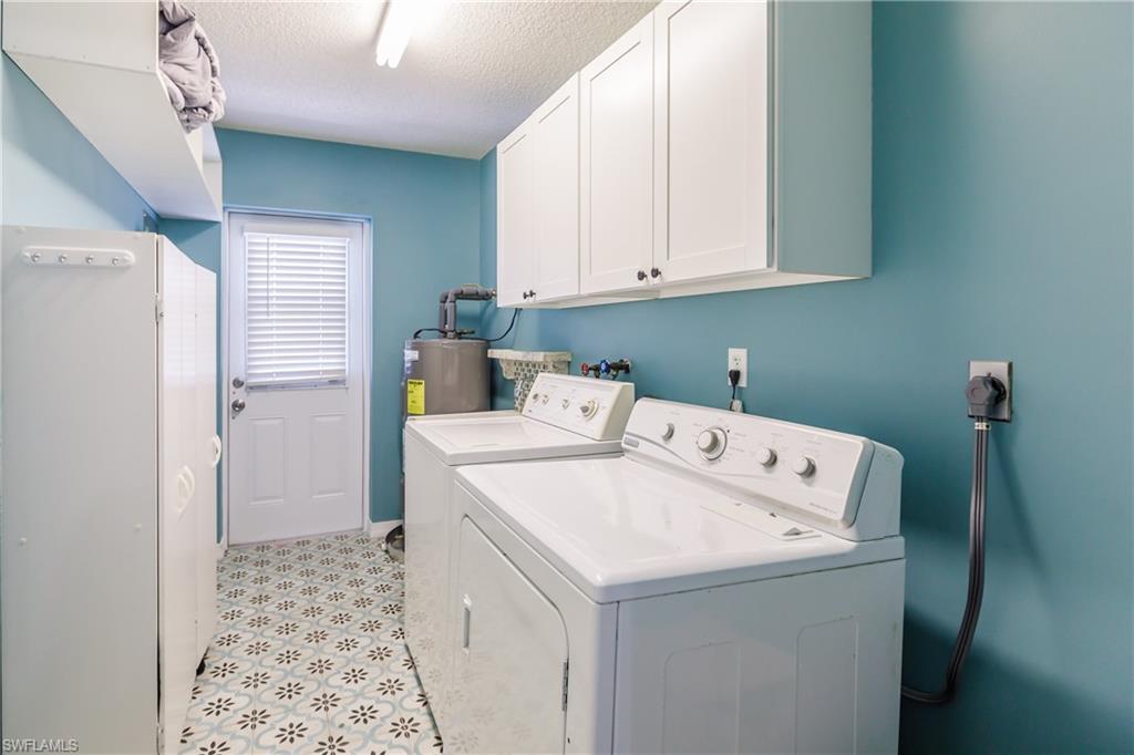 FORT MYERS SHORES - Residential