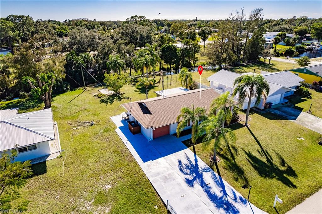 FORT MYERS SHORES - Residential